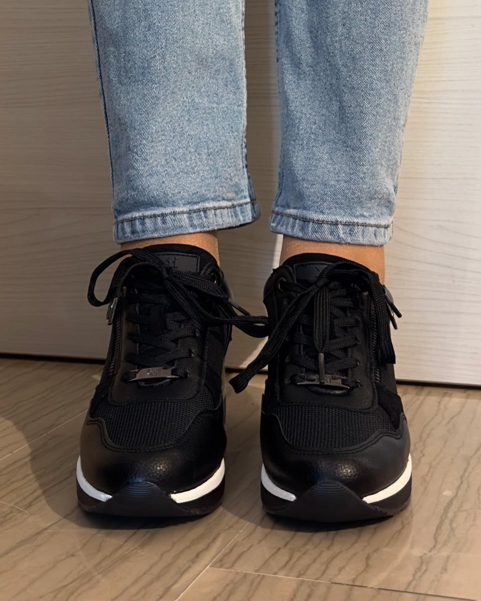 SNEAKER XTI NERA CON TACCO E ZIP - immagine 4