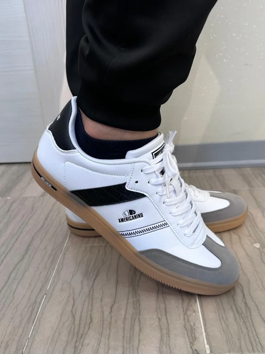 SNEAKERS UOMO AMERICANINO BIANCHE CON DETTAGLI NERI E GRIGI - SUOLA BEIGE IN GOMMA