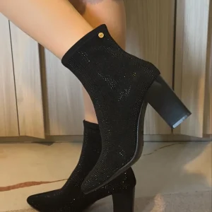 TRONCHETTO XTI NERO CON STRASS E TACCO LARGO