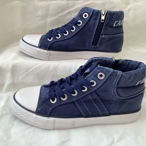 SNEAKER CANGURO TELA BLU JEANS