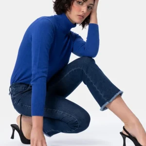 Almey Tm302 Jeans in denim super stretch con orlo sfrangiato