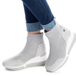 SNEAKER A CALZA XTI CON STRASS GRIGIA