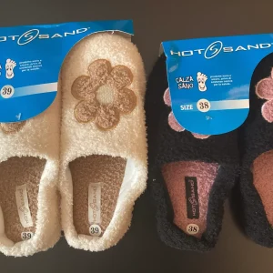 PANTOFOLE DA CASA BEIGE O NERA CON FIORE