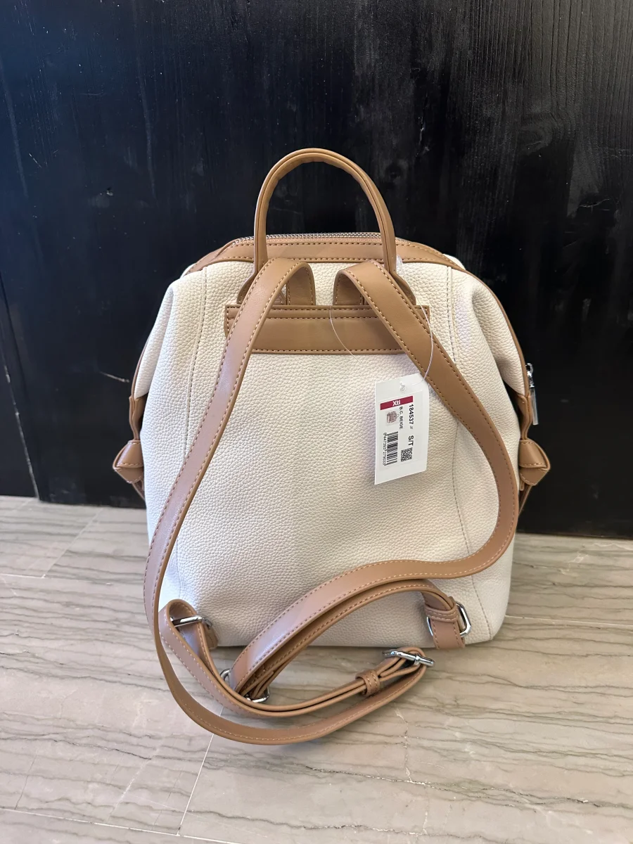 Zainetto Beige con Dettagli Cuoio e Zip Argento – Backpack Casual Chic 31 cm - immagine 4