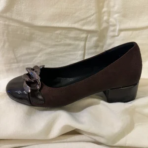 DÉCOLLETÉ MARRONE TACCO BASSO