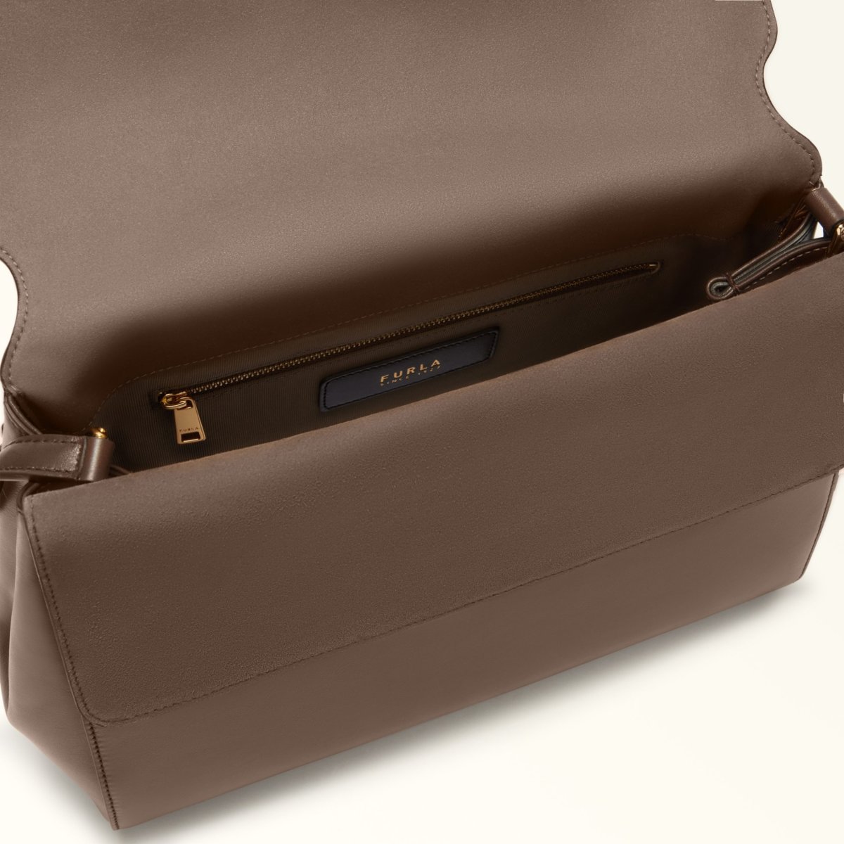 FURLA Domus a spalla M – Espresso - immagine 3