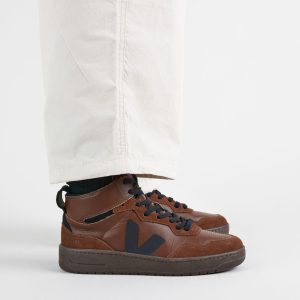 Veja V-95 walnut black